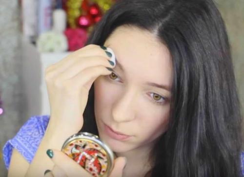 Чем можно обезжирить брови в домашних условиях. Техника окрашивания в домашних условиях