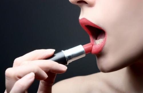 Срок годности помады. Как проверить срок годности губной помады