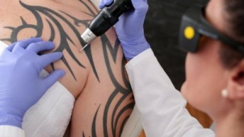 Можно ли делать тату при беременности. Можно ли беременным делать татуировки?