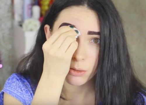 Чем можно обезжирить брови в домашних условиях. Техника окрашивания в домашних условиях