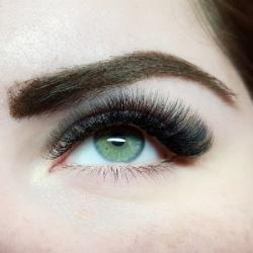 Бархатный объем ресниц. Наращивание ресниц Бархатный объем: особенности процедуры