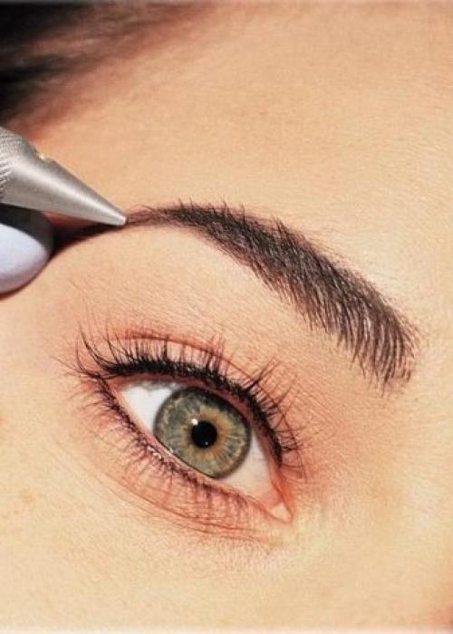 Что будет если не делать коррекцию татуажа бровей. Для чего нужна коррекция бровей после татуажа? 03