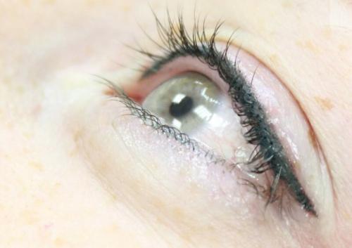 Межресничный татуаж или стрелки, что лучше. Виды перманентного макияжа век