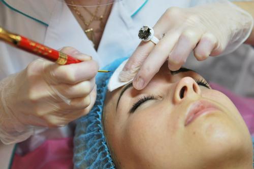 Микроблейдинг при беременности форум. Можно ли беременным делать микроблейдинг бровей?