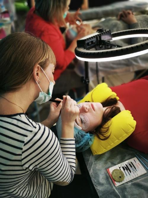 Как наращивать объемные ресницы. Наращивание ресниц –, какие бывают объемы? 16 Как наращивать объемные ресницы. Наращивание ресниц –, какие бывают объемы? 16