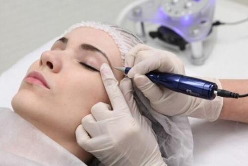 Брови 2019 форма. Какие брови будут модными в 2019 году