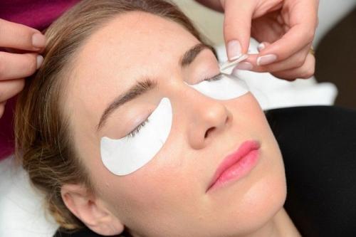 Как наклеить пучковые ресницы в домашних условиях самой. Технология наклеивания