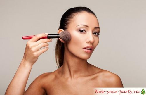 Макияж для голубых глаз 2019. Пошагово к совершенству: основные правила грамотного мэйкапа