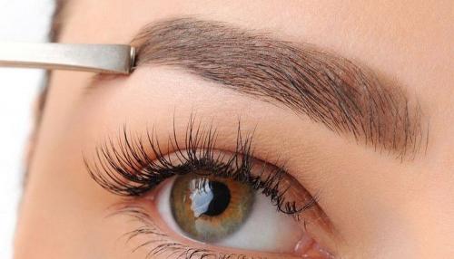 Микроблейдинг бровей или пудровое напыление, что лучше. Напыление или микроблейдинг: чему лучше отдать предпочтение?