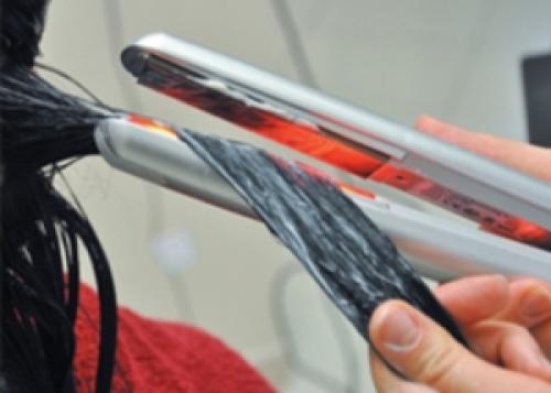 Как использовать кератин для волос. Как выполняется  выпрямление