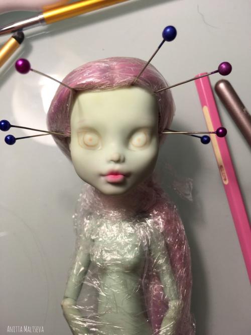 Как накрасить ресницы, как у куклы. Как перерисовать лицо куклы?