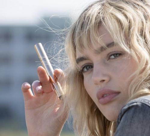 Для чего нужен коричневый консилер. Корректоры для лица: все секреты использования