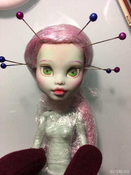 Как накрасить ресницы, как у куклы. Как перерисовать лицо куклы?