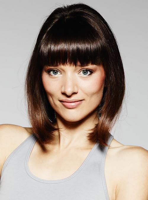 Челка молодит или старит. Какой тип челки хорошо молодит лицо 32 Челка молодит или старит. Какой тип челки хорошо молодит лицо 32