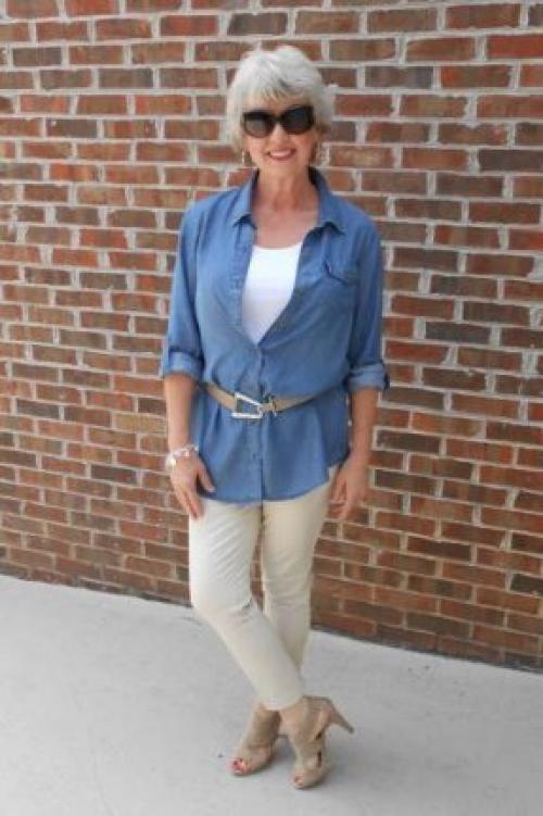 Брючные костюмы для женщин 50 лет. Базовый гардероб женщины 50-60 лет