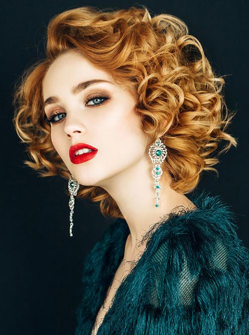 Челка молодит или старит. Какой тип челки хорошо молодит лицо 30 Челка молодит или старит. Какой тип челки хорошо молодит лицо 30