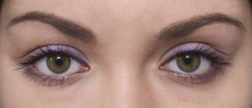 Тени для зеленых глаз и светлой кожи. Всё о макияже для зеленоглазых девушек