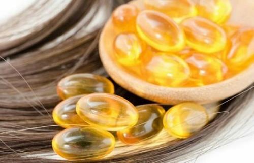 Витамин, а и Е для волос в чистом виде. Витамины для волос: как втирать в голову правильно?