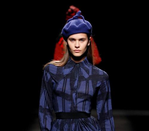 Шапка бини модная. Как выбрать модную шапку бини, описание моделей и с чем лучше носить 13 Шапка бини модная. Как выбрать модную шапку бини, описание моделей и с чем лучше носить 13