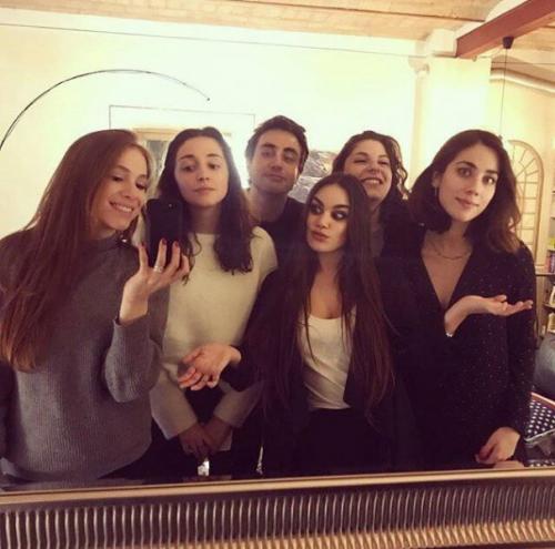 Нура скам фото. Skam: оригинал VS ремейки