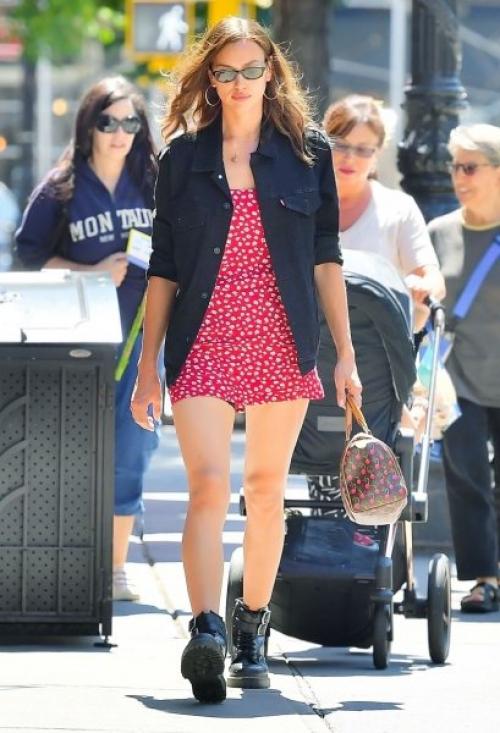 Что звезды носят этой осенью. 5 модных вещей этой осени, которые уже сейчас вовсю носят звезды