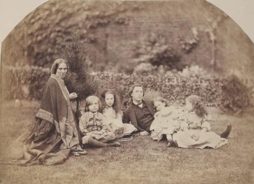 Алиса в стране чудес книга. Что такое «Алиса в Стране чудес»