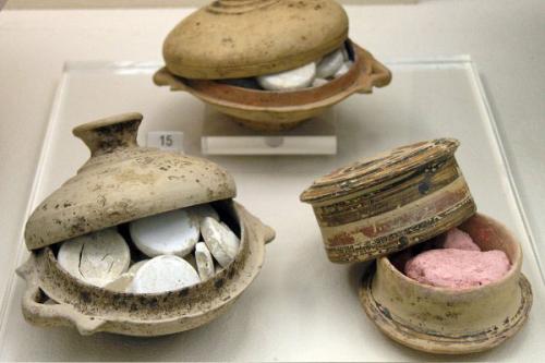 Макияж 17 века. Какой косметикой женщины пользовались в древние времена