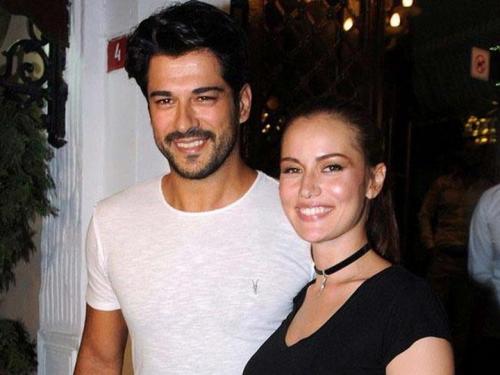 Фахрие эвджен беременна. Бурак Озчивит подарит Фахрие Эвджен 18.000.000 за рождение первенца 