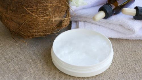 Маска для волос от перхоти с кокосовым маслом. Показания к применению и противопоказания