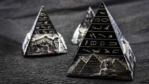 Касторовое масло для бровей.  Касторовое масло для бровей: состав и полезные свойства