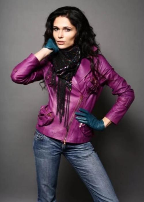 Стиль цветотип Зима. Оттенки кожи зимнего цветотипа 04