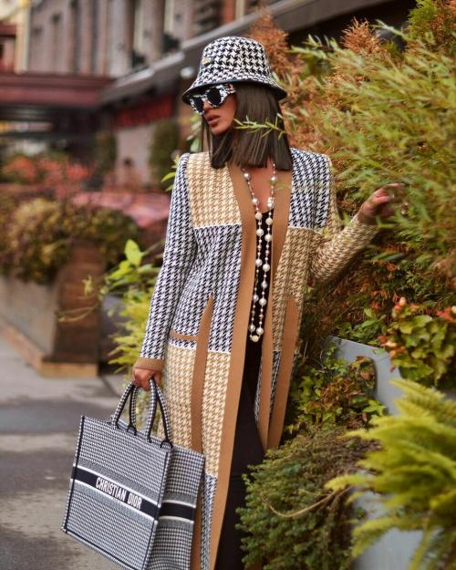 Рита тесла муж. Мисс элегантность: Маргарита Цельсова и её потрясающие модные образы