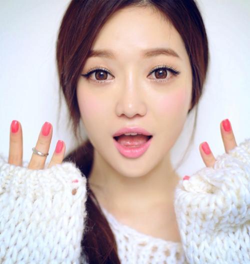 Как сделать глаза узкими, как у кореянок. Что такое корейский макияж?