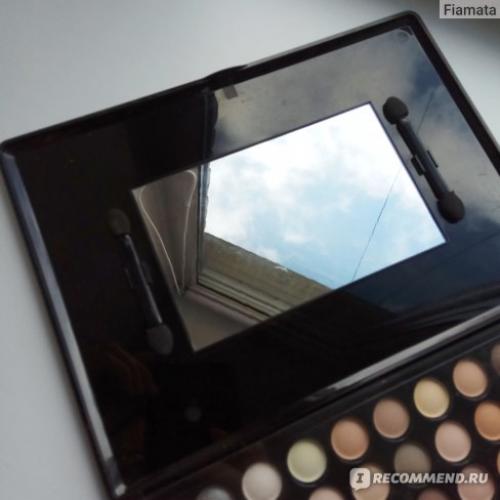 Большая палетка теней на любой вкус и цвет. Большое разнообразие и хорошее качество!