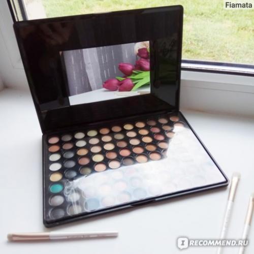 Большая палетка теней на любой вкус и цвет. Большое разнообразие и хорошее качество!