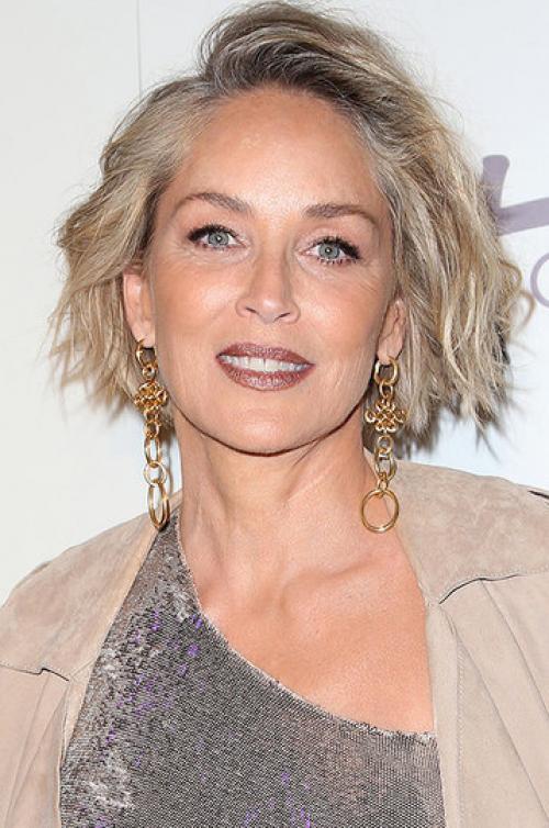 Шэрон Стоун цвет глаз.