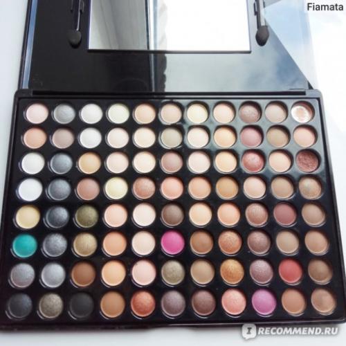 Большая палетка теней на любой вкус и цвет. Большое разнообразие и хорошее качество!