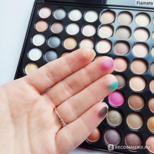 Большая палетка теней на любой вкус и цвет. Большое разнообразие и хорошее качество!