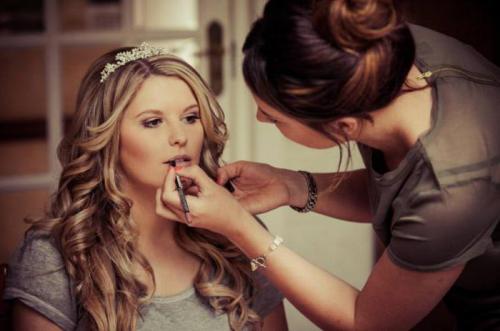 Профессия визажист где учиться. Где учиться на визажиста