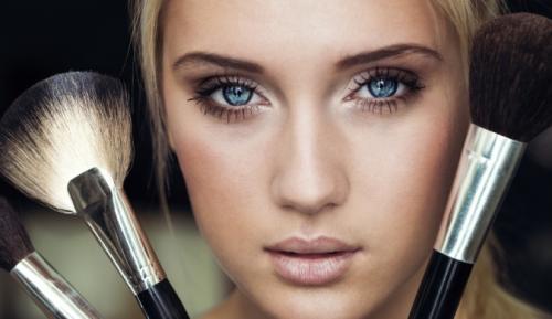 Как красить глаза с опущенными веками. Макияж для глаз с нависшим веком