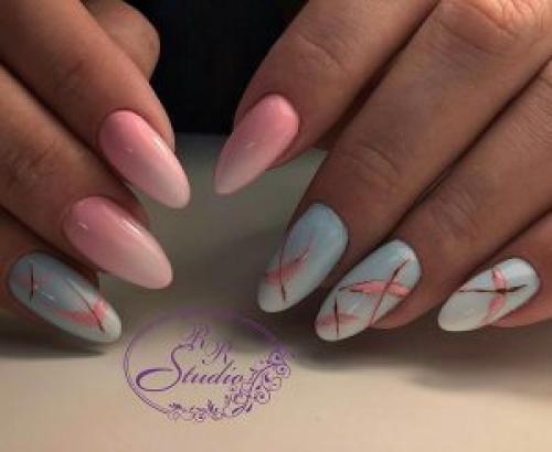 Белый френч на розовом фоне миндаль. Френч на ногтях миндалевидной формы с традиционным расположение «улыбки» (фото)