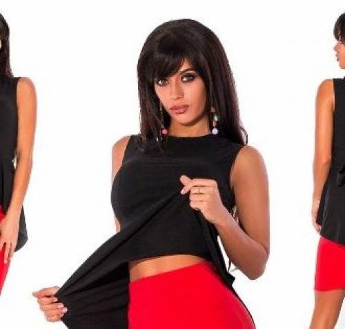 Красная юбка черная блузка.