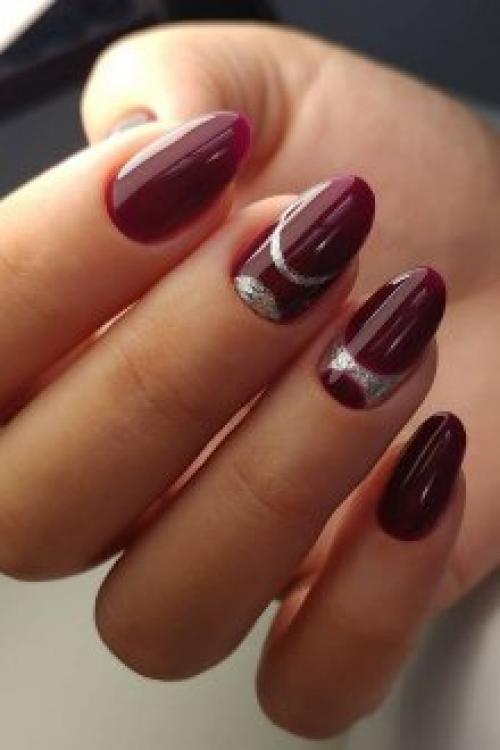 Темно вишневый лак. Особенности стильного оформления вишневого маникюра