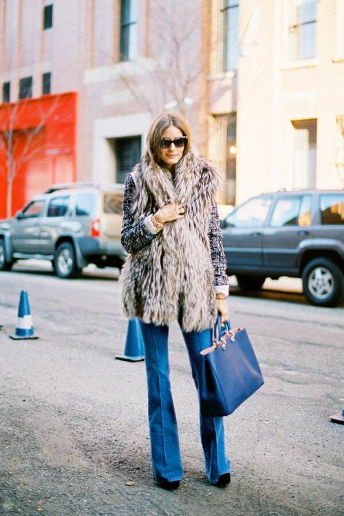 С чем носить светлые джинсы зимой. Какие джинсы лучше надеть в холод?