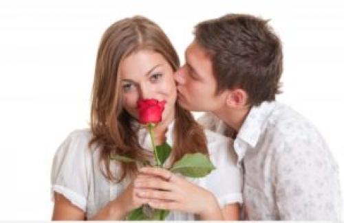 Как понять, что девушка тебя любит, но скрывает. Как узнать, скрывает ли девушка свои чувства, и понять, любит она тебя или нет?