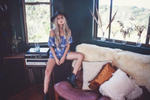 Как привязать к себе девушку. Нужно ли вам это?