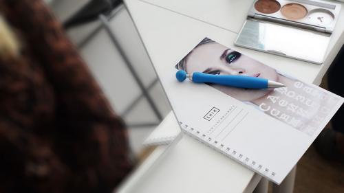 Курс по макияжу для себя онлайн. Курсы макияжа онлайн: можно ли чему-то научится по видео урокам?