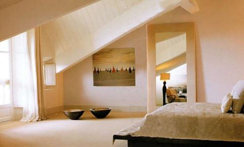 Цвет слоновой кости маникюр. Нюдовый маникюр с применением лака оттенка слоновой кости 11