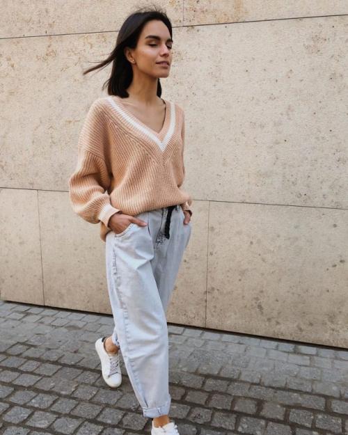 Красивые кофточки для женщин. Модные тенденции на свитерах и кофтах