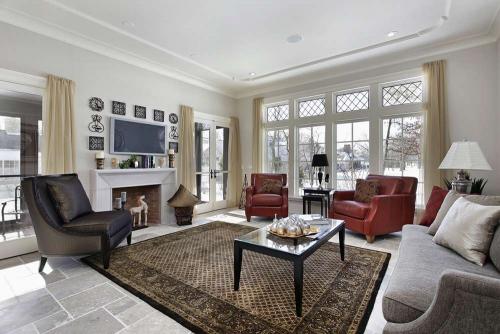 Цвет слоновой кости маникюр. Нюдовый маникюр с применением лака оттенка слоновой кости 10